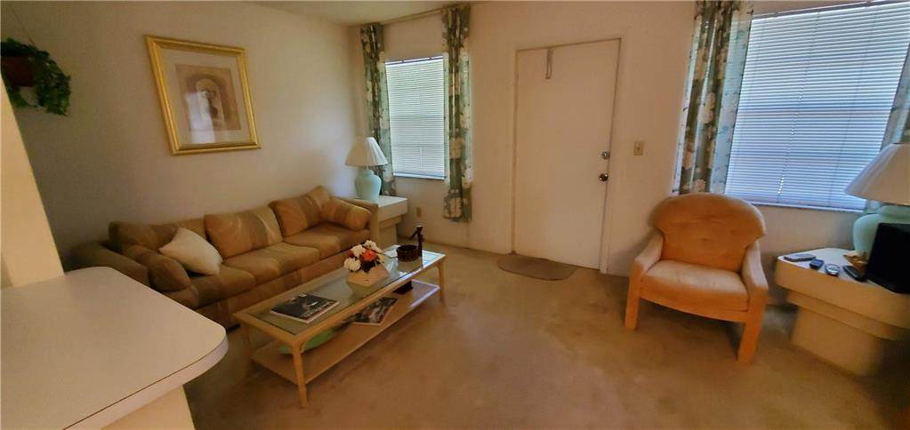 78 Royal Oak Drive - Photo 1