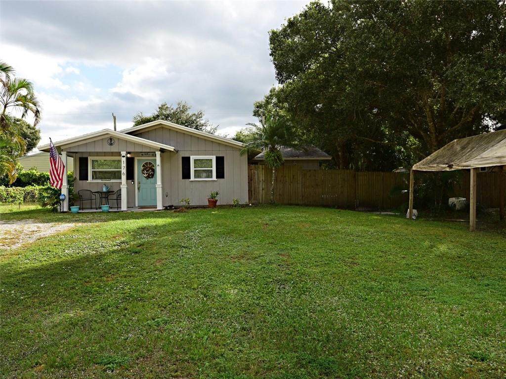 176 46th Court - Photo 1