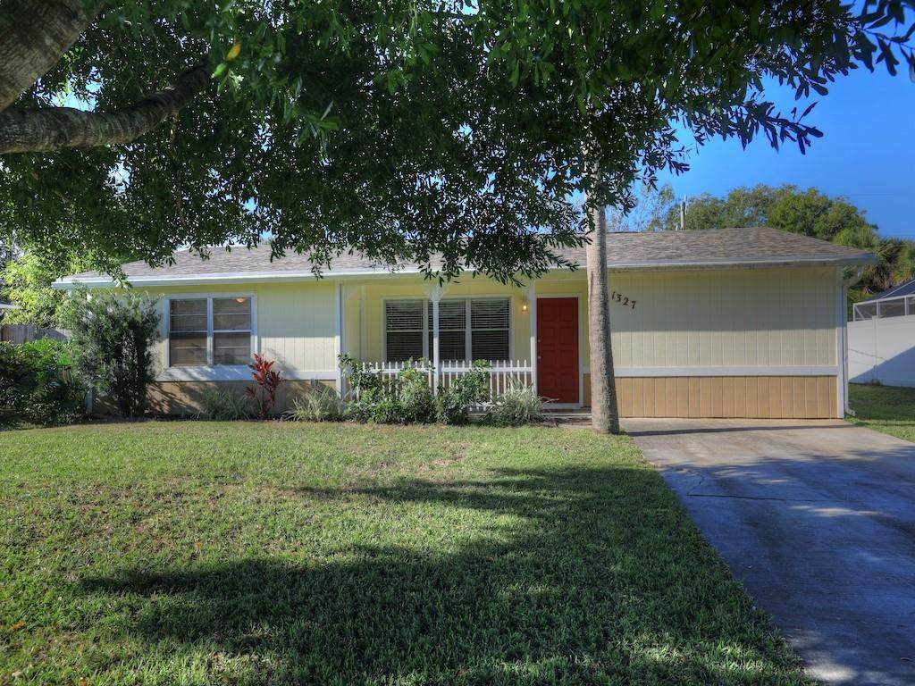 1327 Teaberry Lane - Photo 1