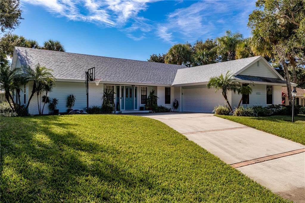 1022 Casseekey Lane - Photo 1