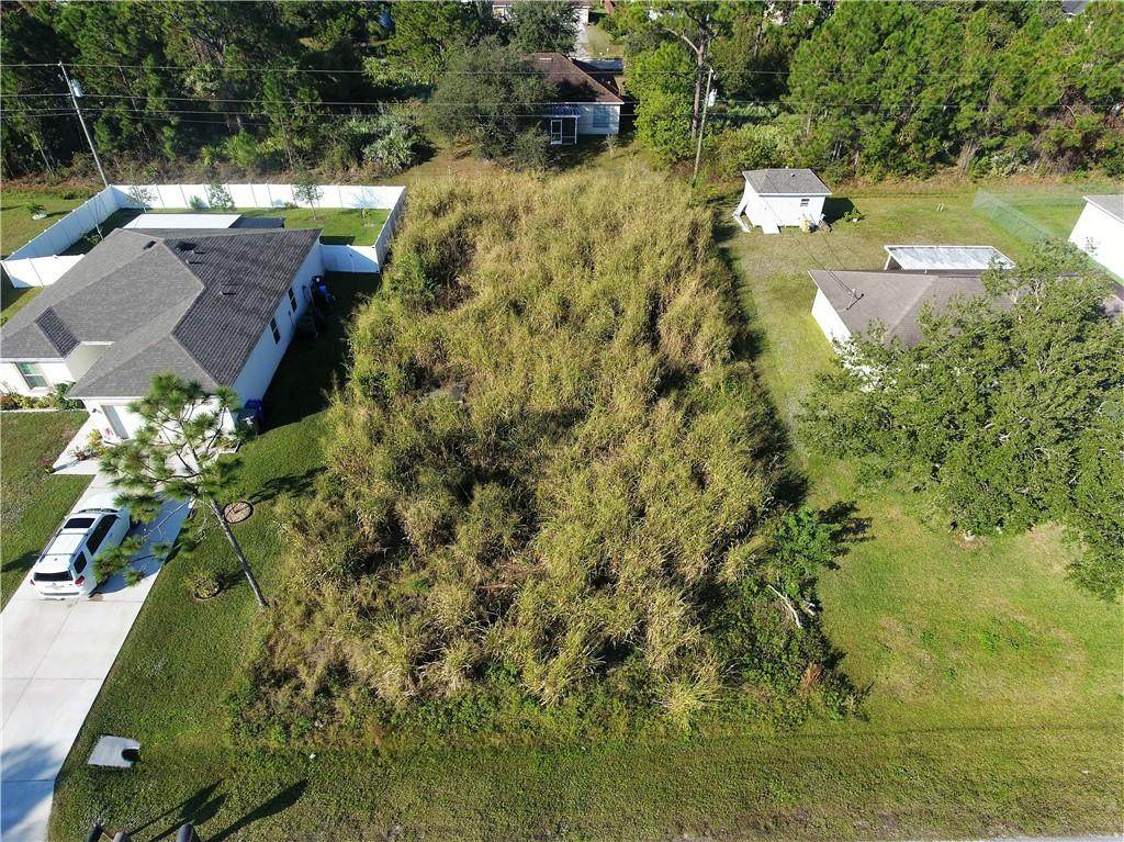 8035 102nd Avenue - Photo 1