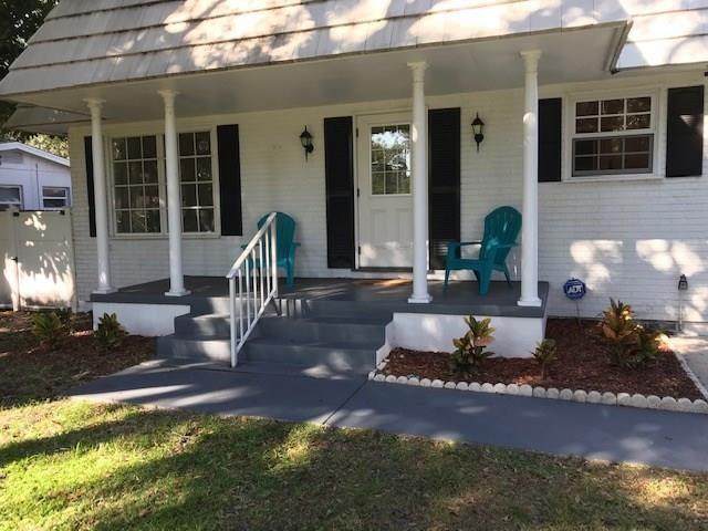 655 Dahlia Lane - Photo 1