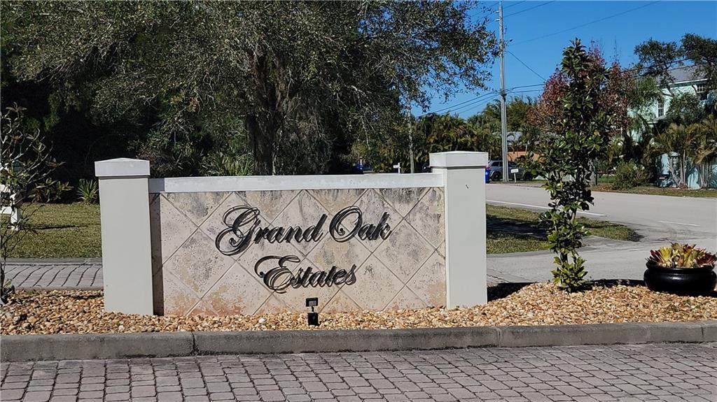 7705 Grand Oak Circle - Photo 1