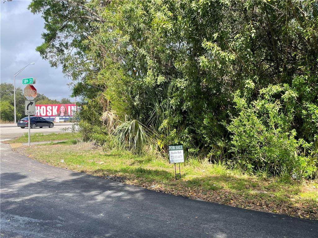1930 38th Street - Photo 1