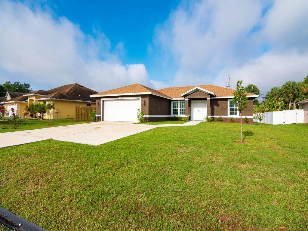 2356 Savona Boulevard - Photo 1