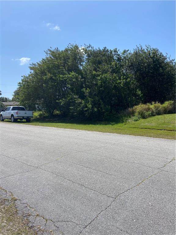 915 Rose Arbor Drive - Photo 1