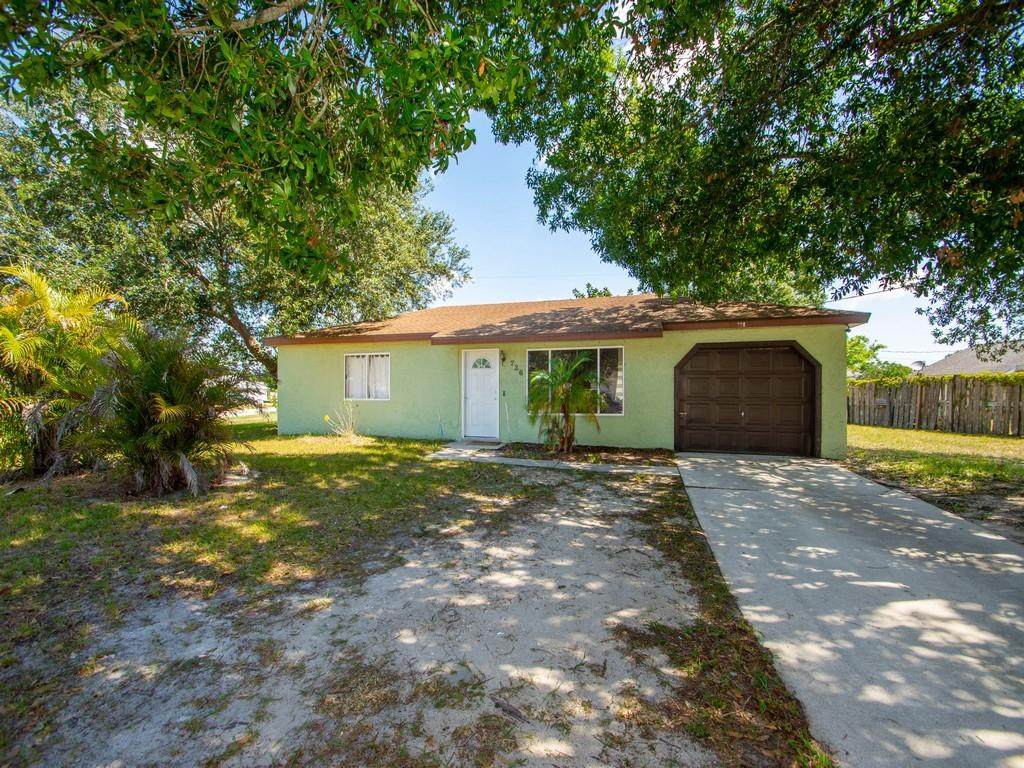 726 21st Street - Photo 1