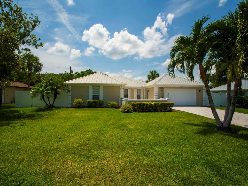 1525 Wyn Cove Drive - Photo 1