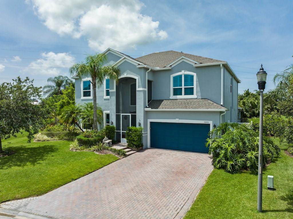 1205 Scarlet Oak Circle - Photo 1