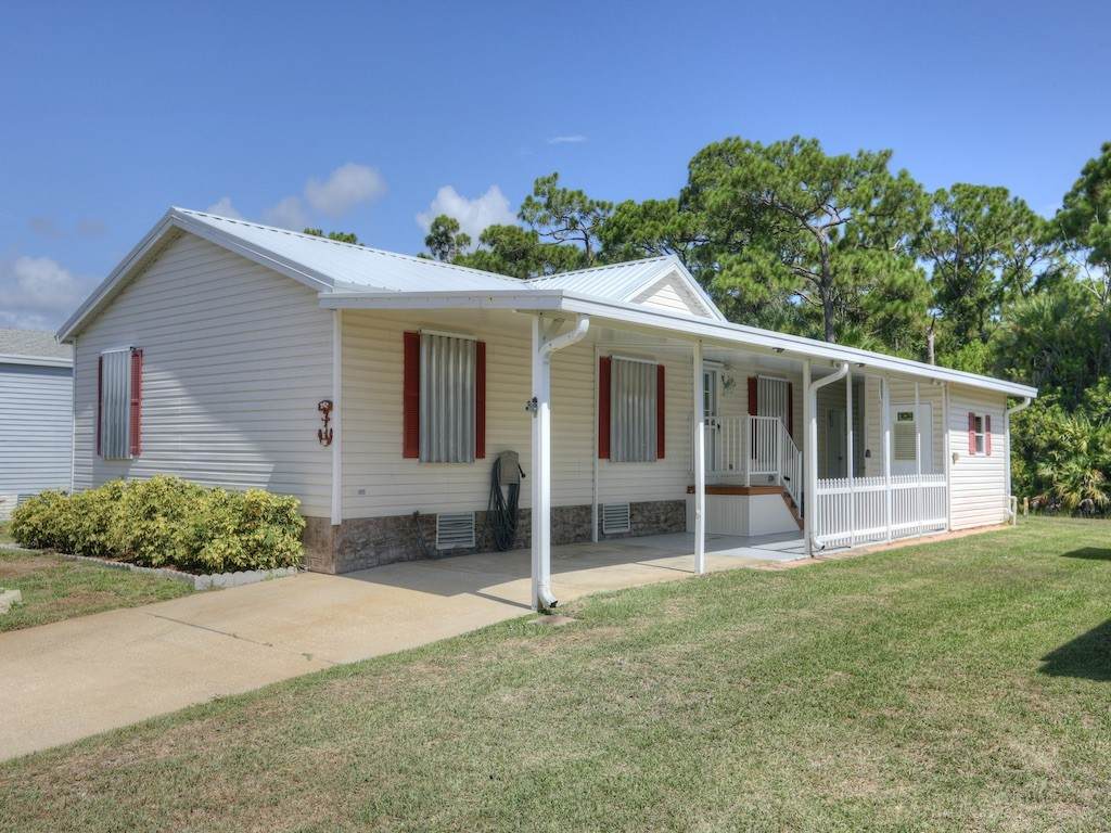 242 Kiwi Drive - Photo 1