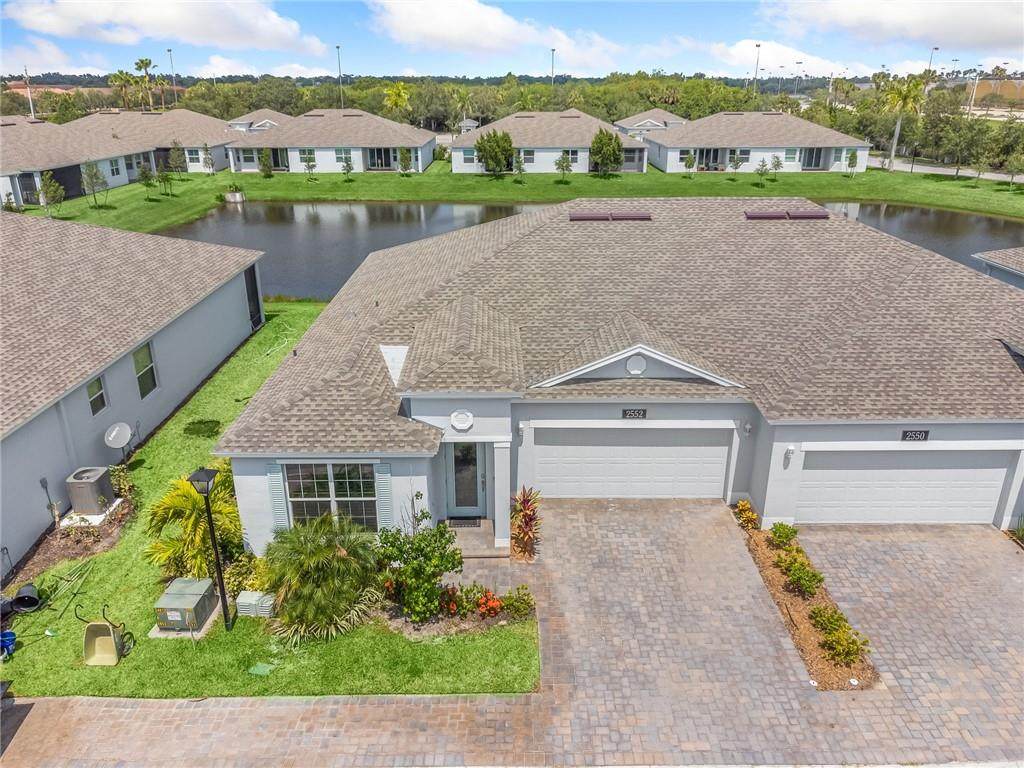 2552 Bella Vista Circle - Photo 1