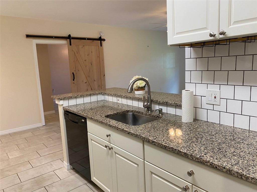 5095 Fairways Circle - Photo 1