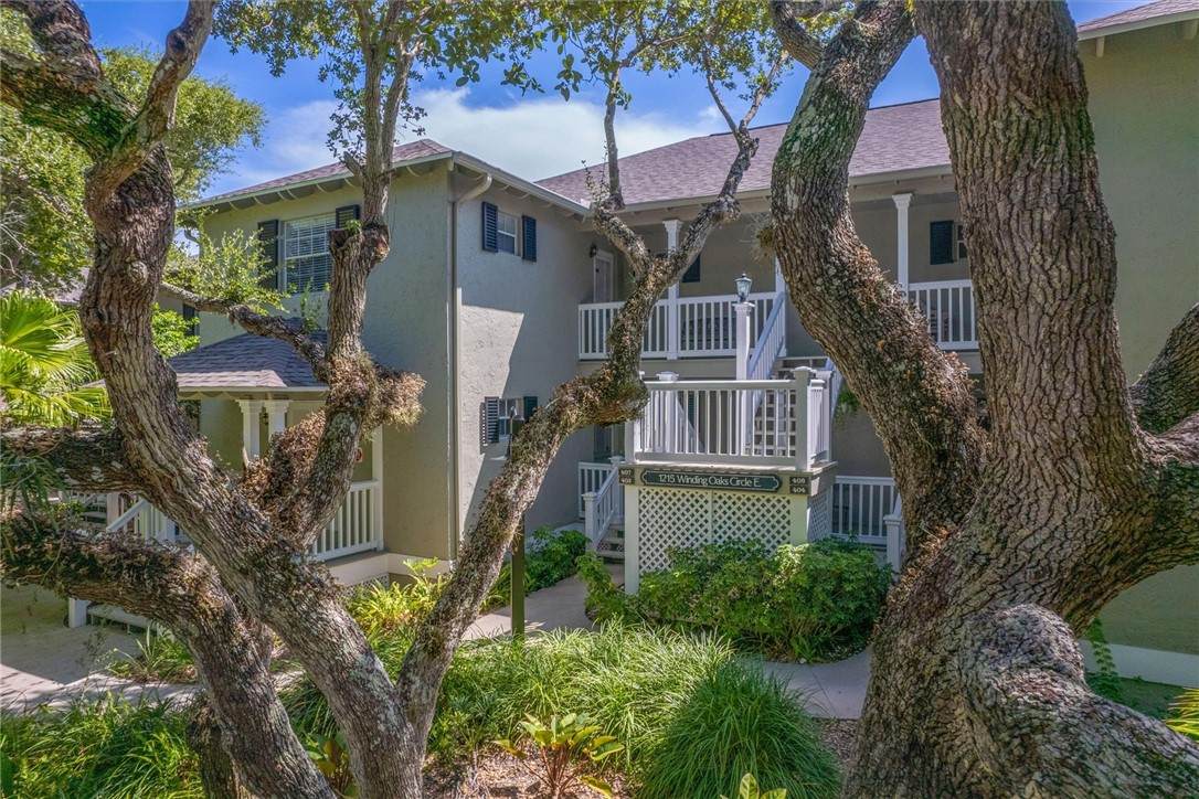 1215 Winding Oaks Circle - Photo 1