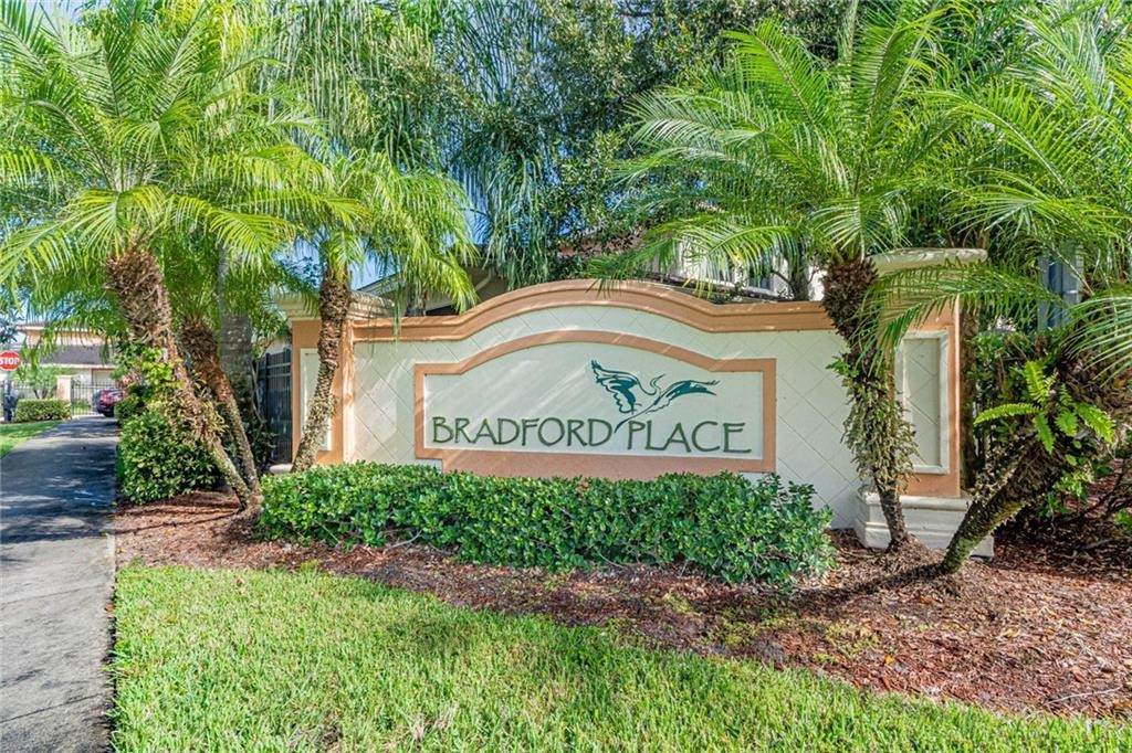 2563 Stockbridge Square - Photo 1