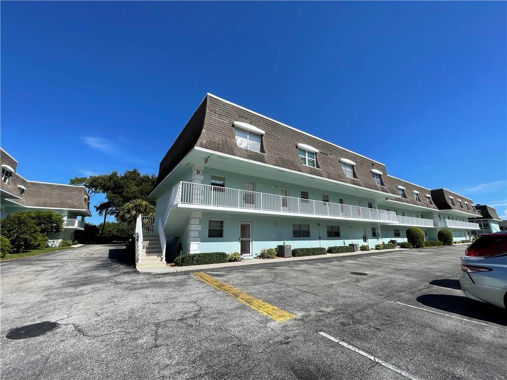 1901 Indian River Boulevard - Photo 1
