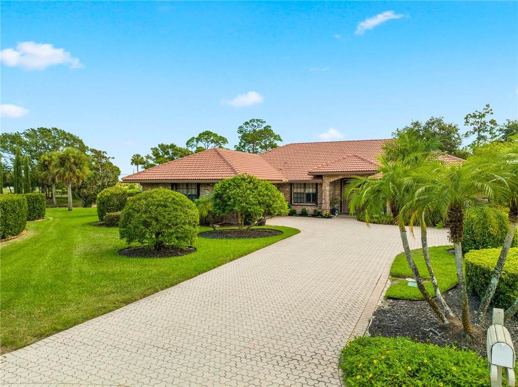 9401 Pinebark Court - Photo 1