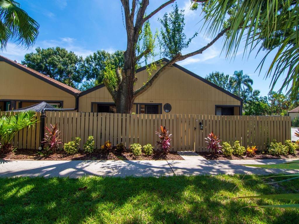 1500 39th Avenue - Photo 1