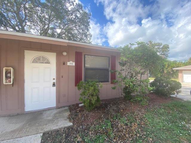 1001 Foster Road - Photo 1
