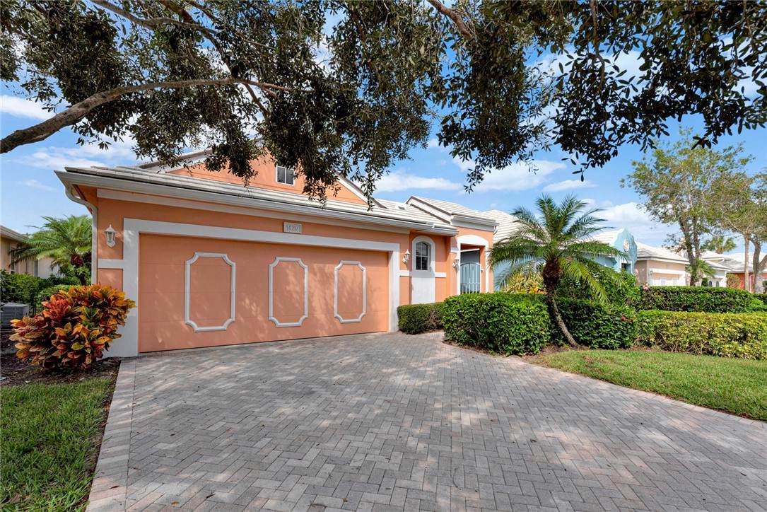 1420 Saint Catherines Circle - Photo 1