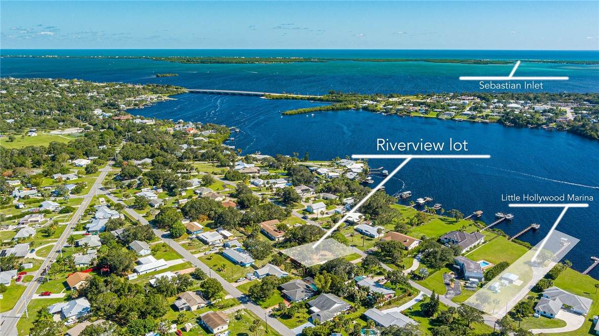 000 Riverview Drive - Photo 1