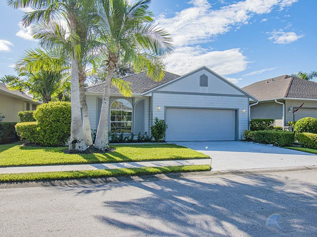 1875 Hawthorne Drive - Photo 1