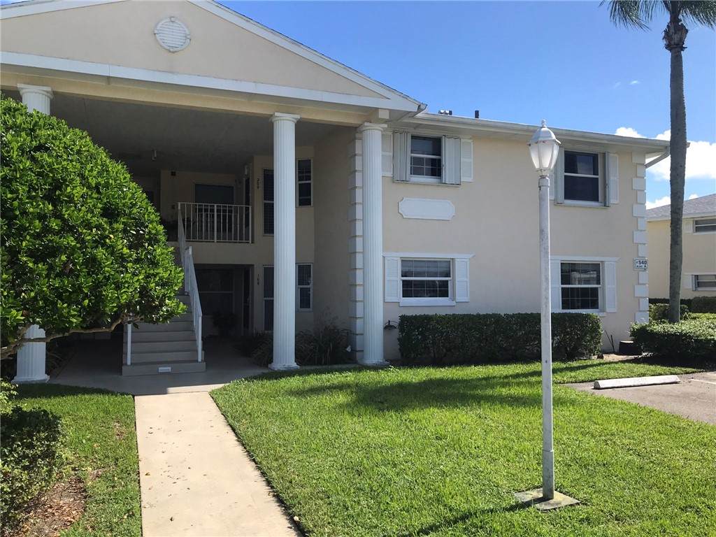 540 Grove Isle Circle - Photo 1