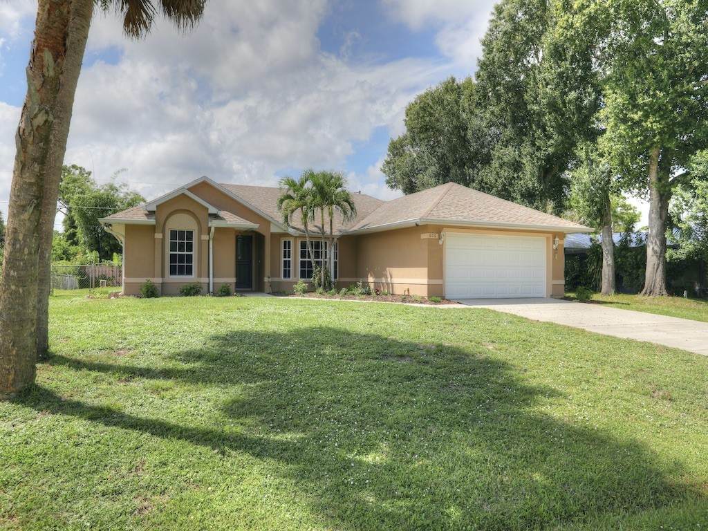 606 Sembler Street - Photo 1