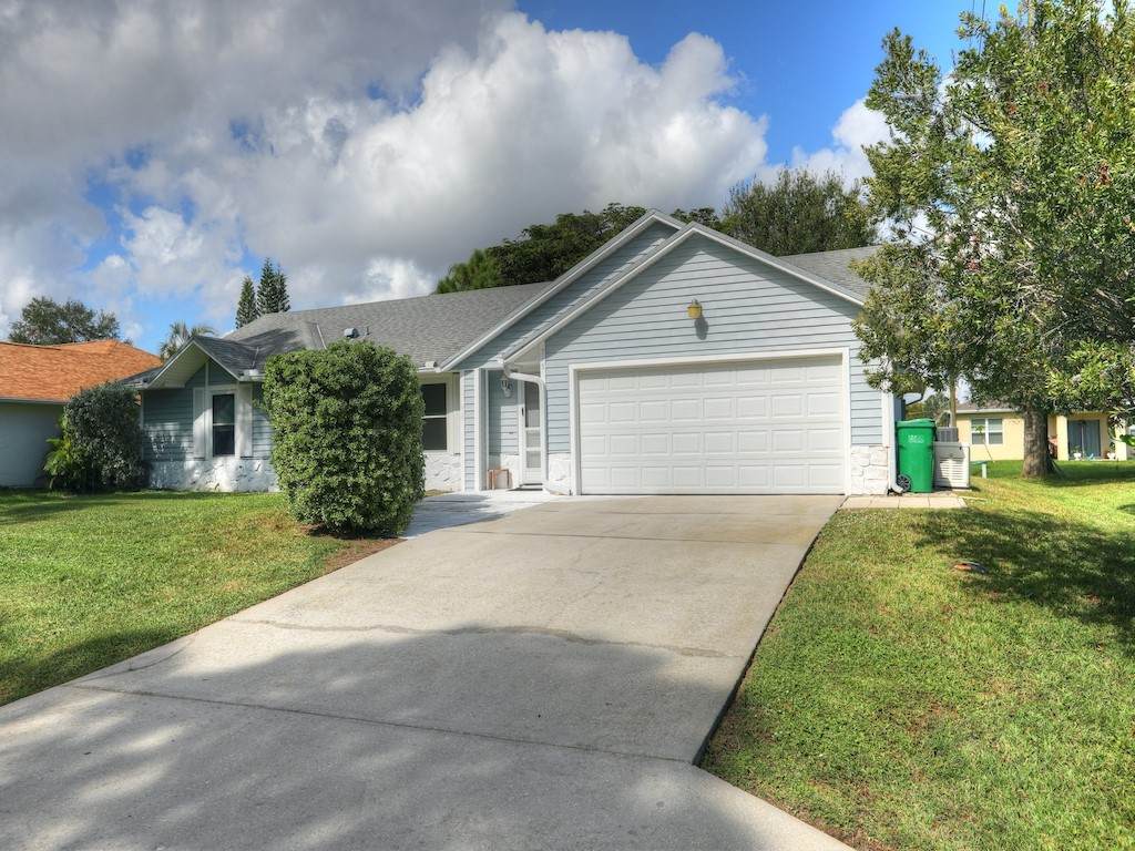715 Surrey Terrace - Photo 1