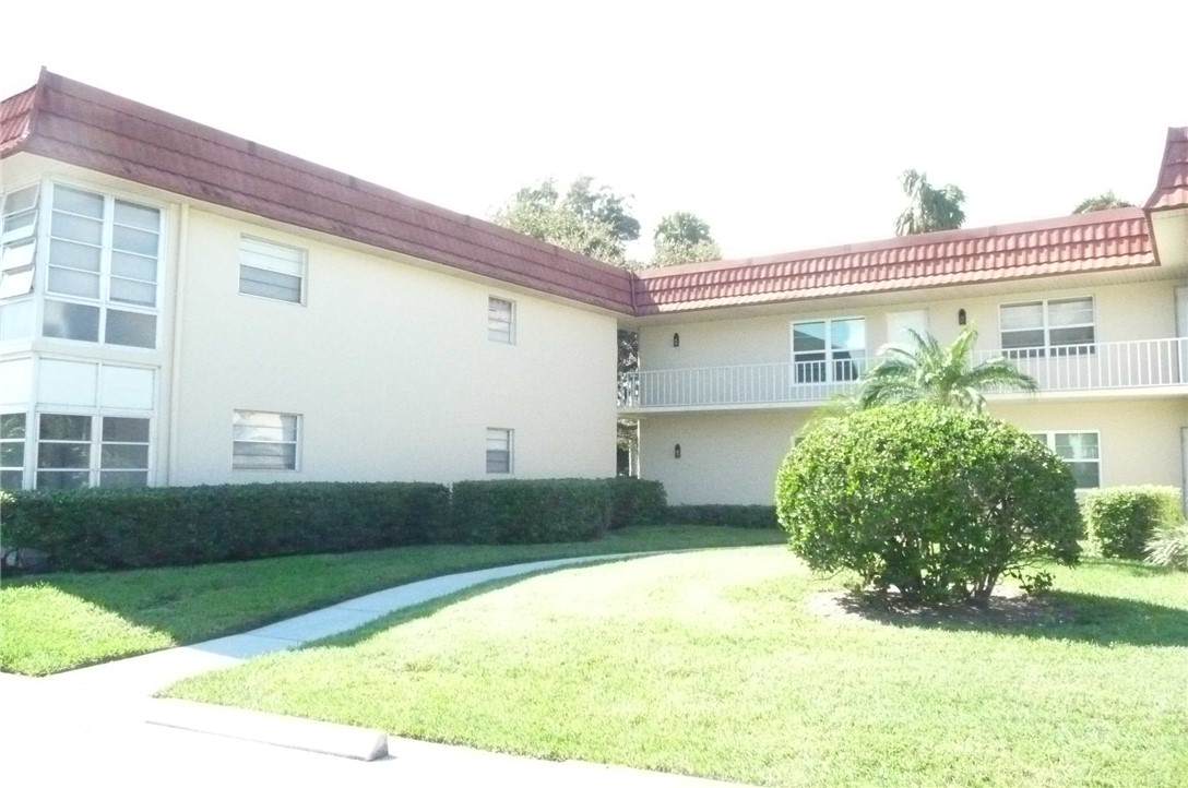 16 Vista Palm Lane - Photo 1