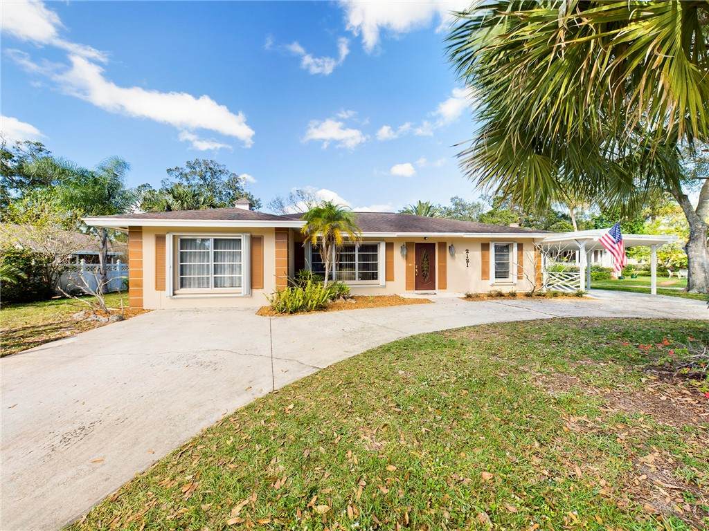 2121 Seville Avenue - Photo 1