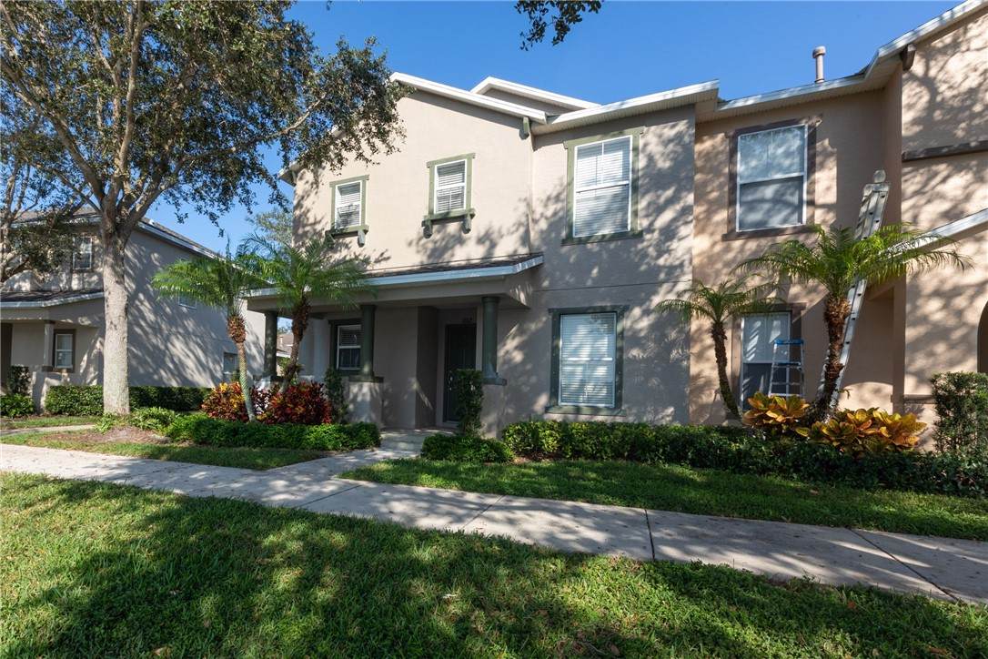1802 Pointe West Way - Photo 1