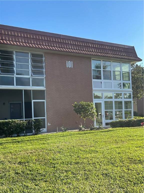 101 Spring Lake Drive - Photo 1