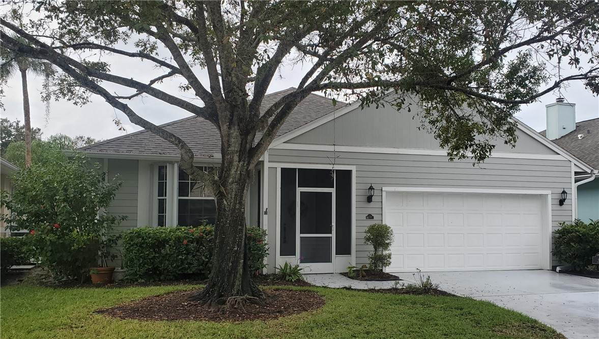 1885 Eden Court - Photo 1