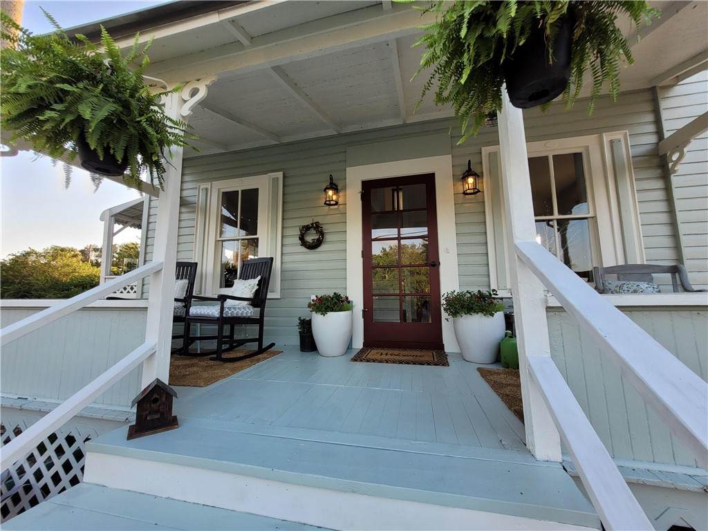 1065 Louisiana Avenue - Photo 1