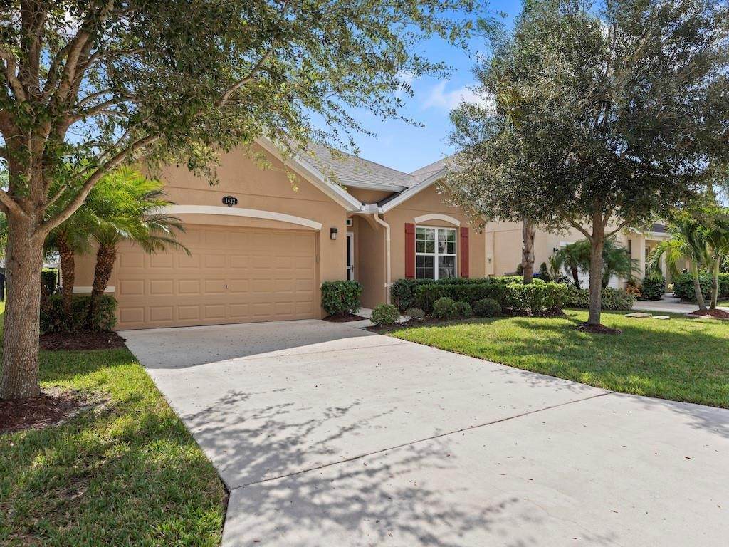 1482 Lexington Square - Photo 1