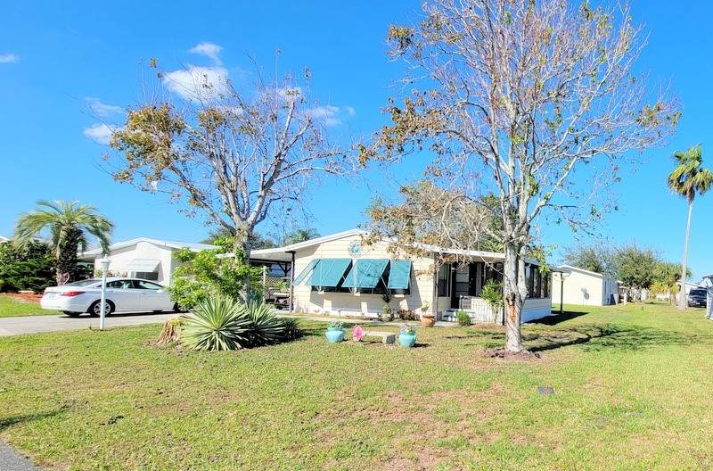 926 Spruce Street - Photo 1