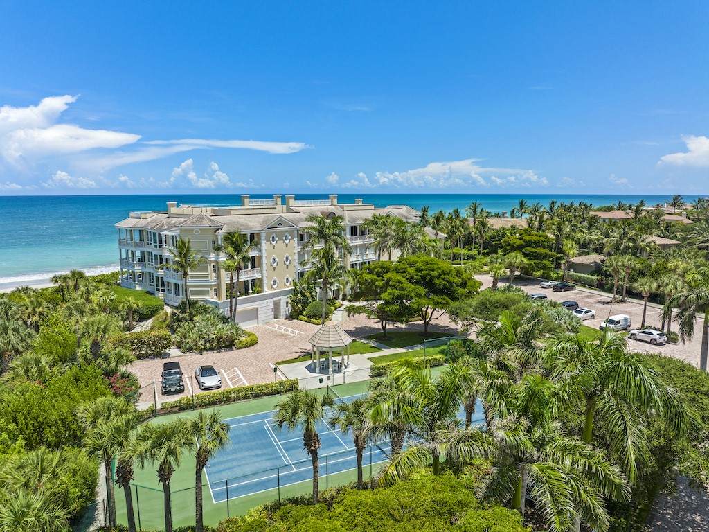 200 Sea Colony Drive - Photo 1