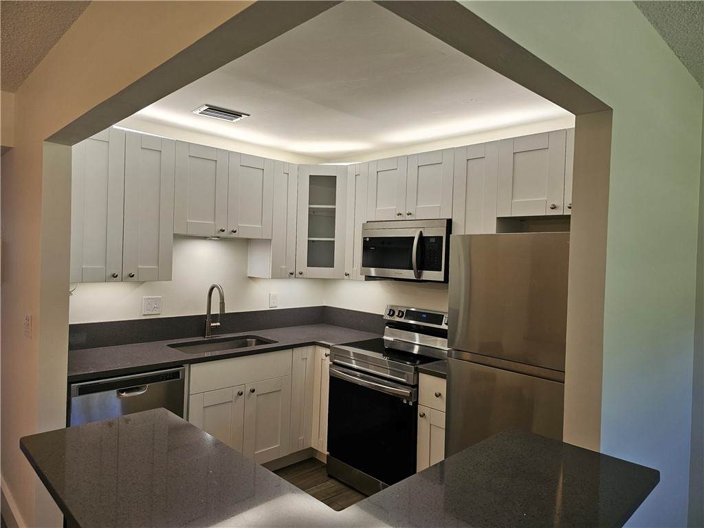 96 Spring Lake Drive - Photo 1