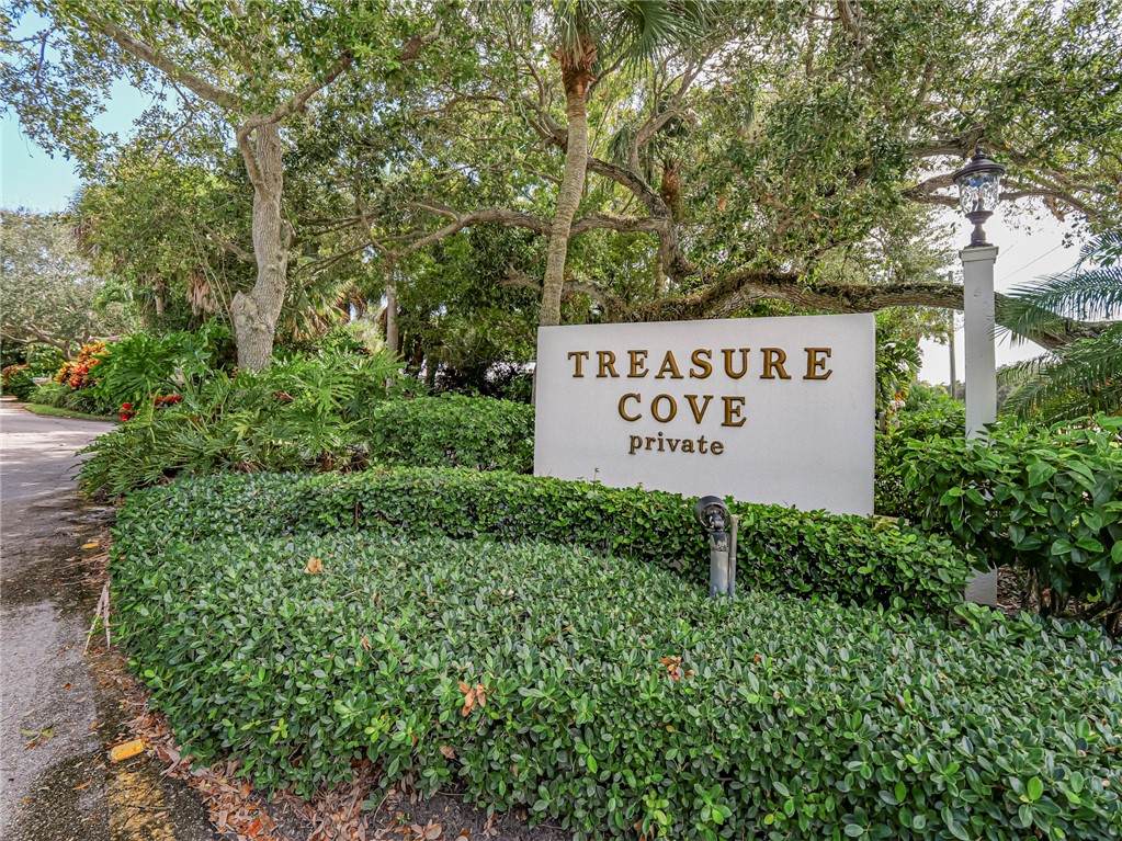 1405 Treasure Cove Lane - Photo 1