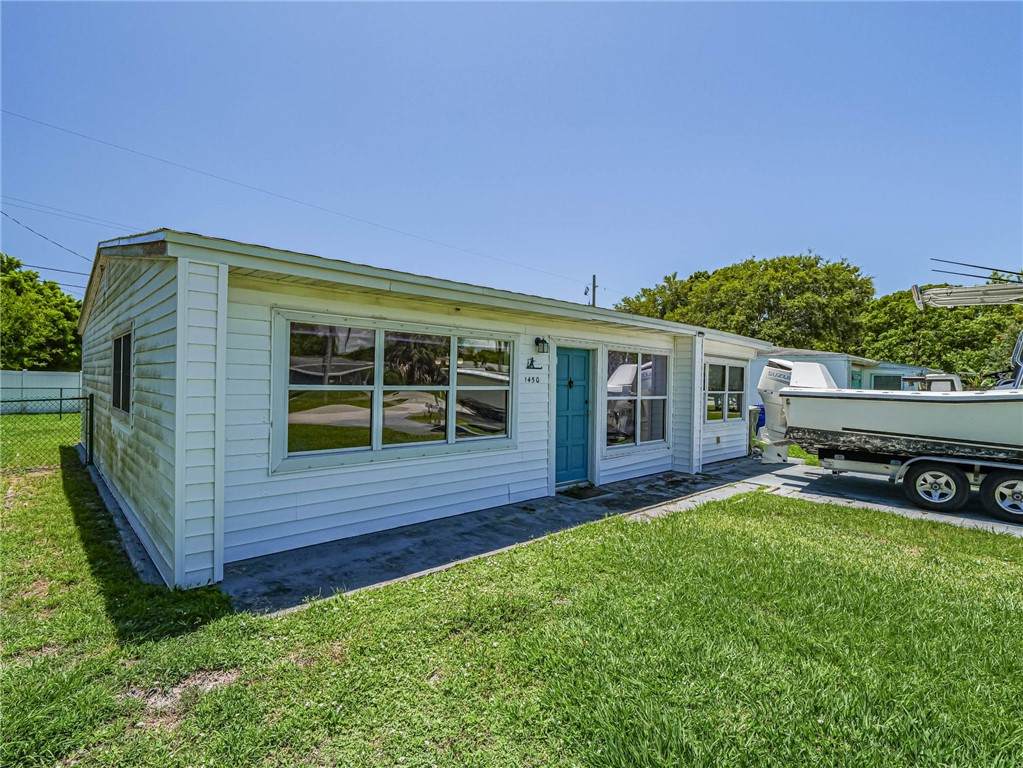 1450 5th Ave - Photo 1