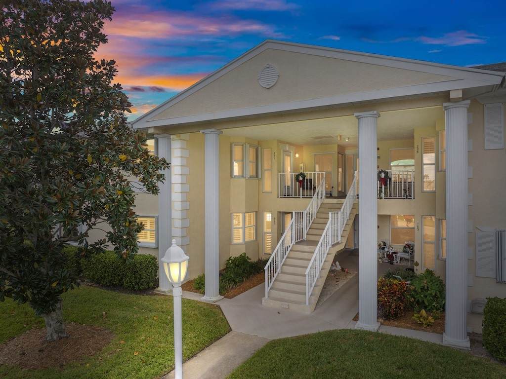 625 Lake Jasmine Circle - Photo 1