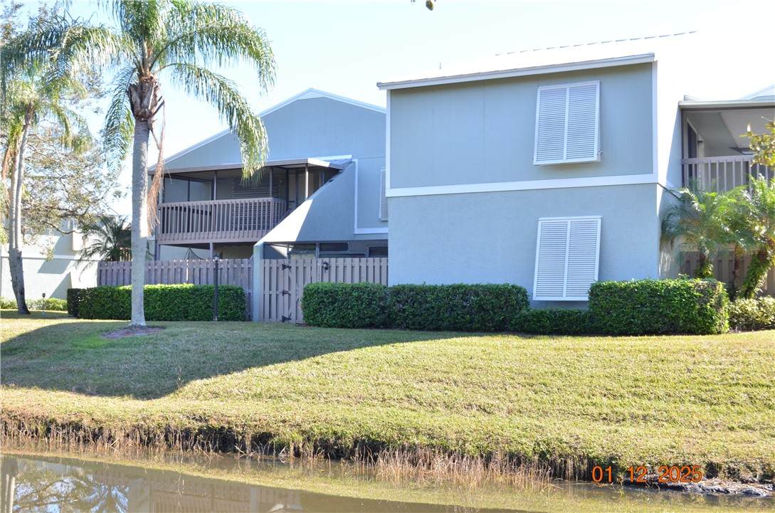 1122 Breezy Way - Photo 1
