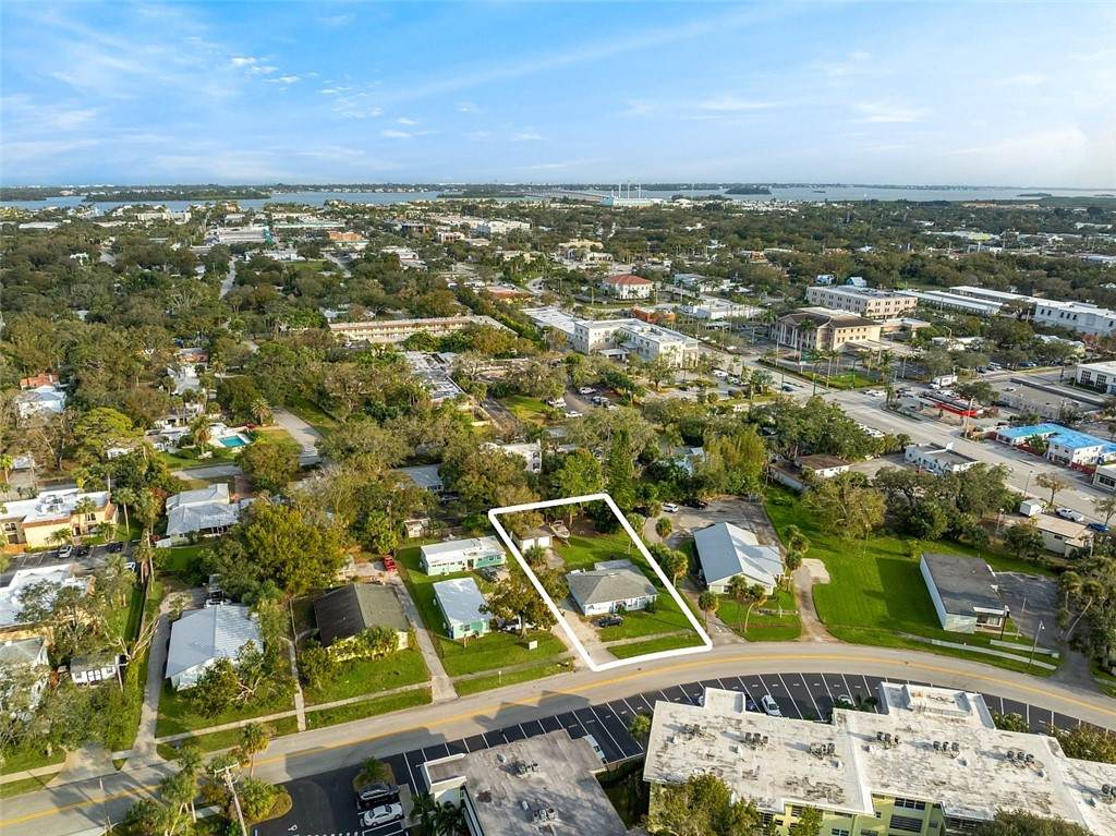2194 Ponce De Leon Circle - Photo 1