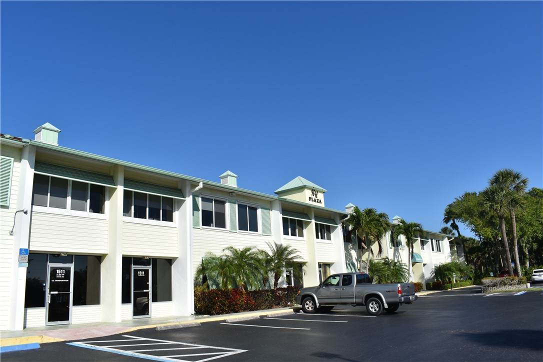 1511 Us Highway 1 - Photo 1