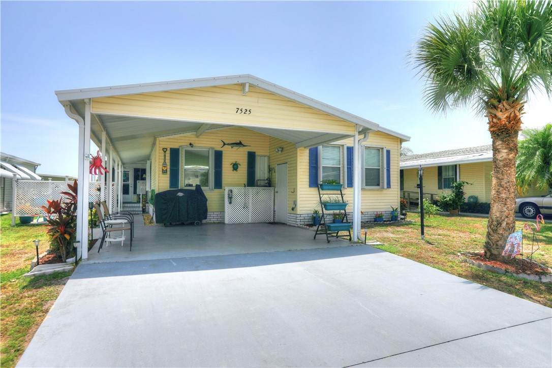 7525 Montauk Avenue - Photo 1