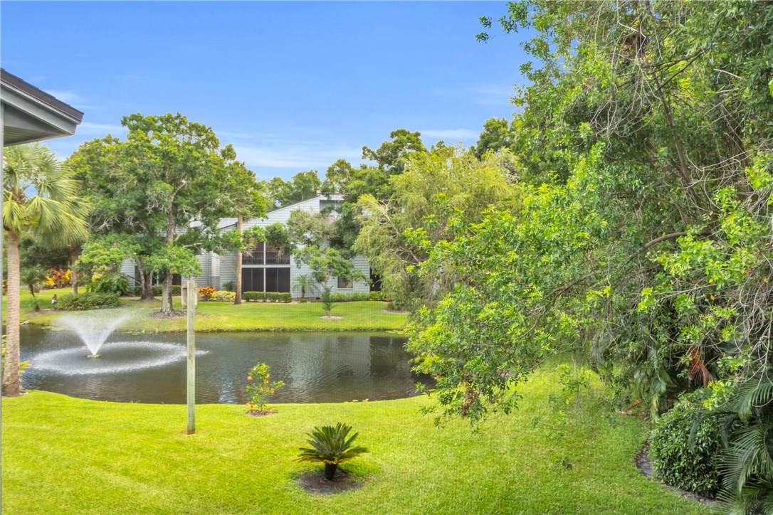 2125 Pine Creek Boulevard - Photo 1
