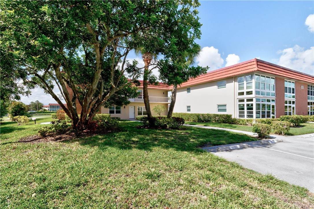 111 Spring Lake Court - Photo 1