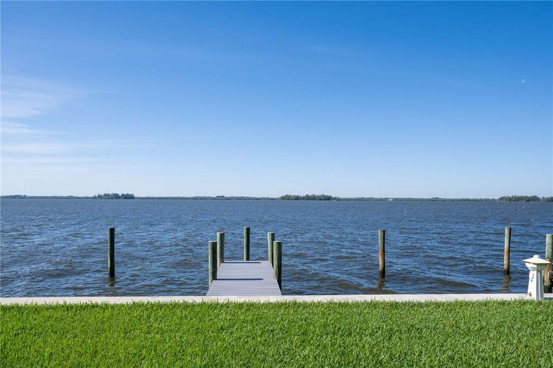 https://bt-photos.global.ssl.fastly.net/indianriver/orig_boomver_1_291455-2.jpg