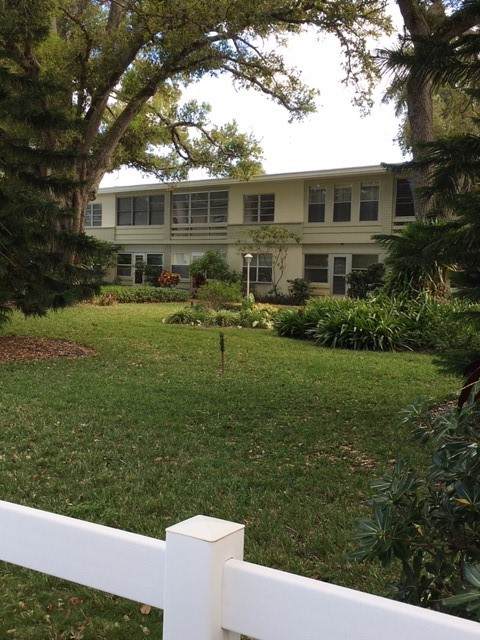 677 Royal Palm Boulevard - Photo 1