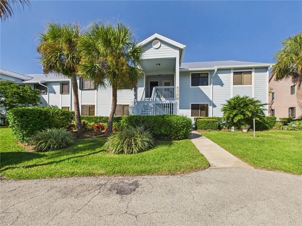 5730 Pelican Pointe Drive - Photo 1